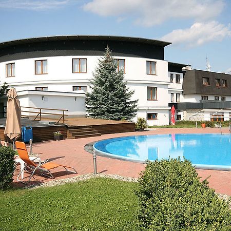 Hotel Atlantis Rozdrojovice Екстер'єр фото