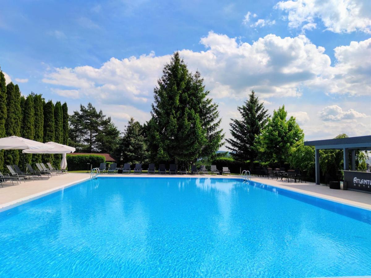 Hotel Atlantis Rozdrojovice Екстер'єр фото