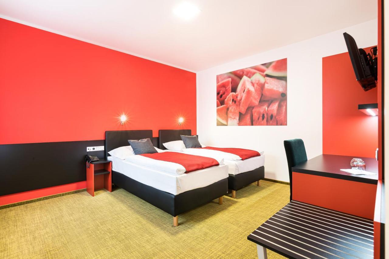 Hotel Atlantis Rozdrojovice Екстер'єр фото
