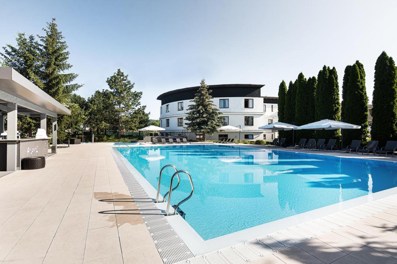 Hotel Atlantis Rozdrojovice Екстер'єр фото