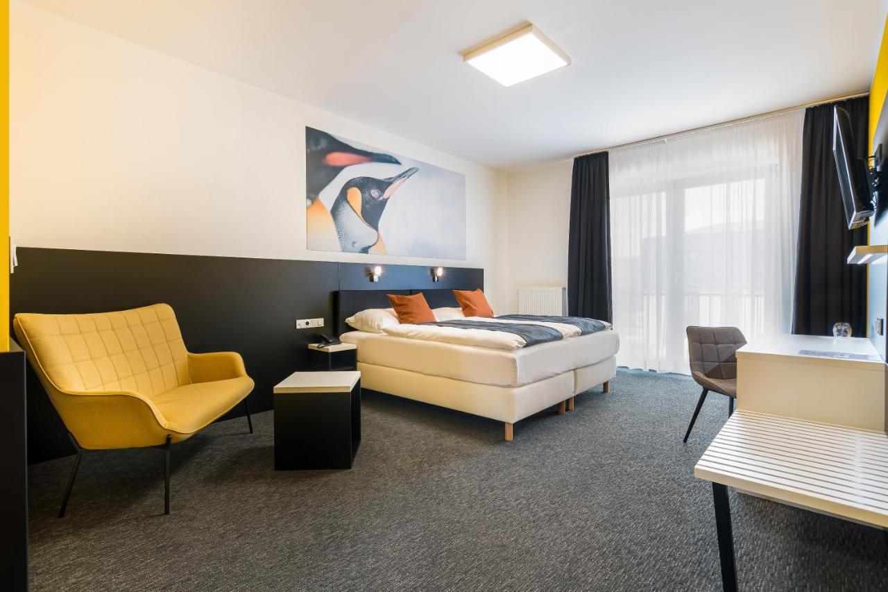 Hotel Atlantis Rozdrojovice Екстер'єр фото