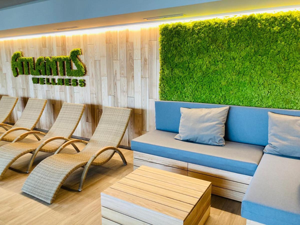 Hotel Atlantis Rozdrojovice Екстер'єр фото