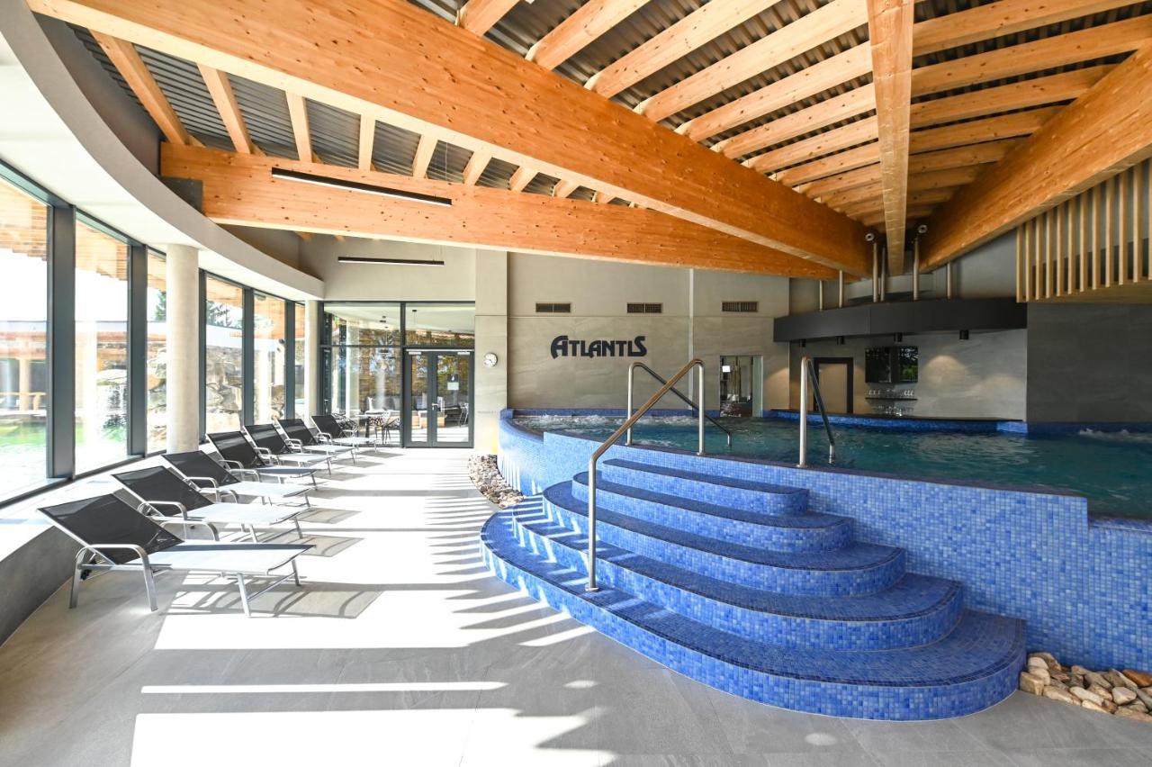 Hotel Atlantis Rozdrojovice Екстер'єр фото