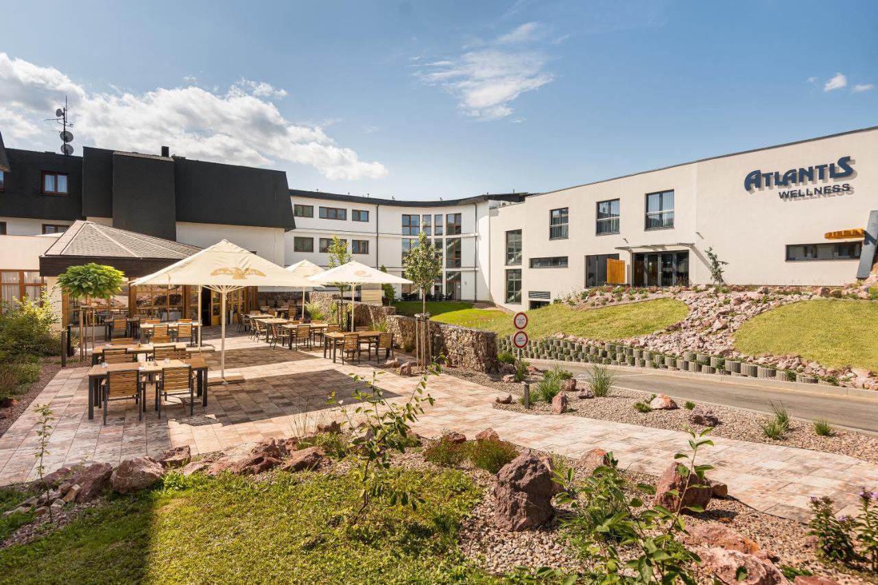 Hotel Atlantis Rozdrojovice Екстер'єр фото
