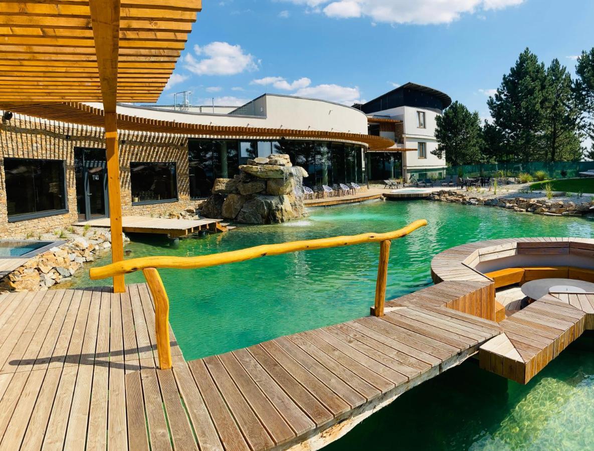 Hotel Atlantis Rozdrojovice Екстер'єр фото