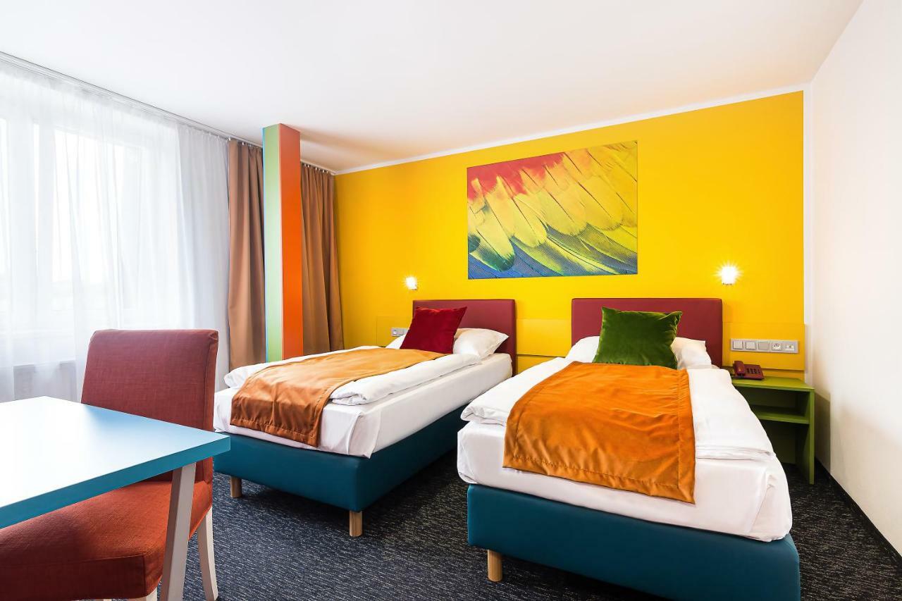 Hotel Atlantis Rozdrojovice Екстер'єр фото